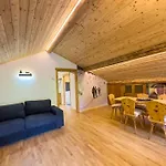 House 1 Via Funivie 65, Pista Stelvio 公寓