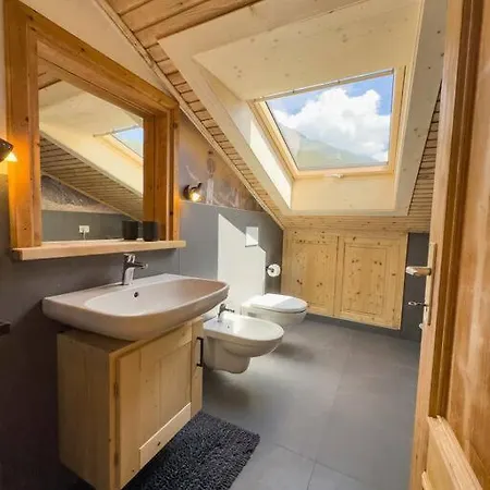 House 1 Via Funivie, Pista Stelvio, Posto Auto Bormio